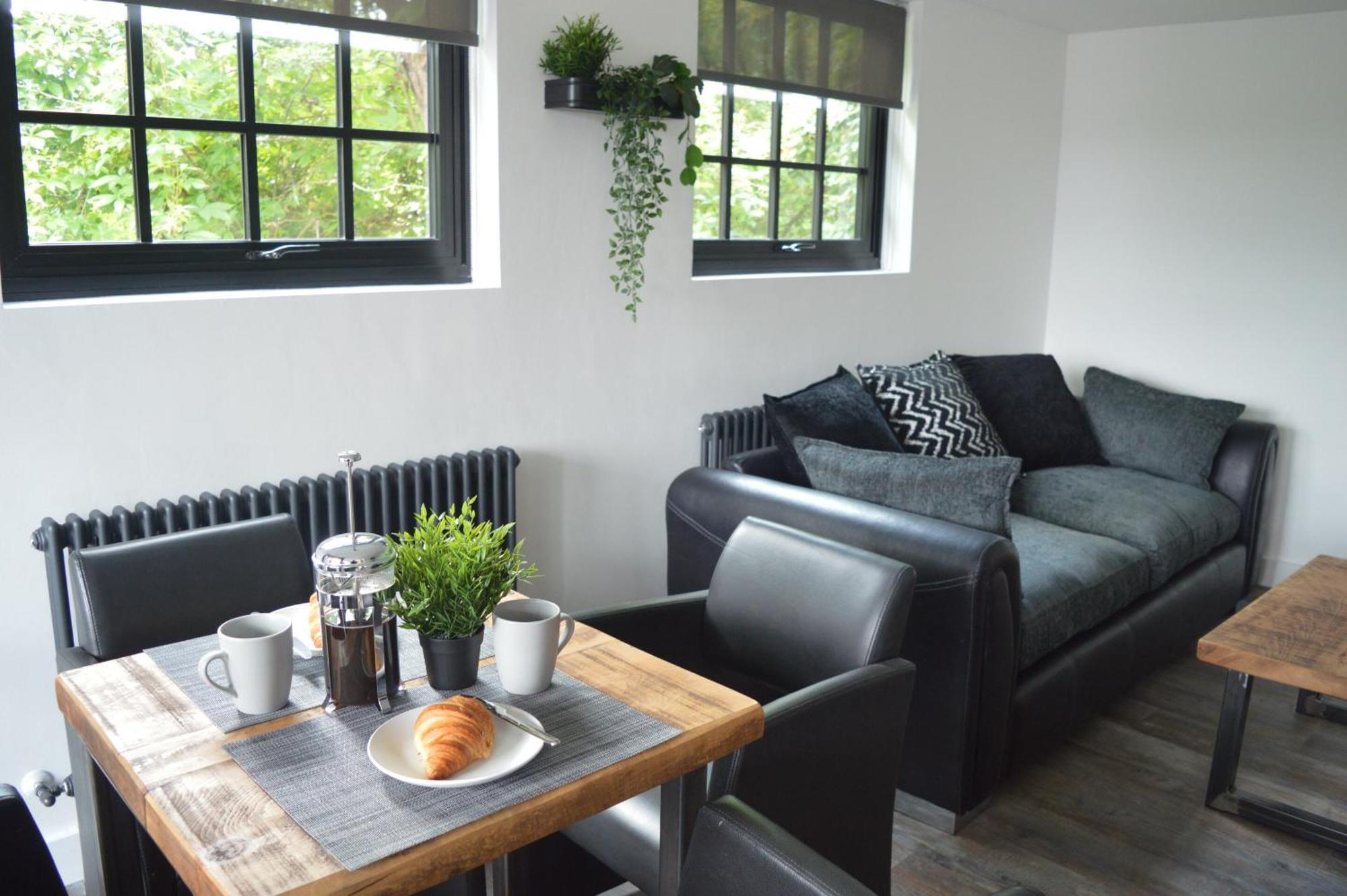 Booking Urban At Halstead Halstead  Esterno foto