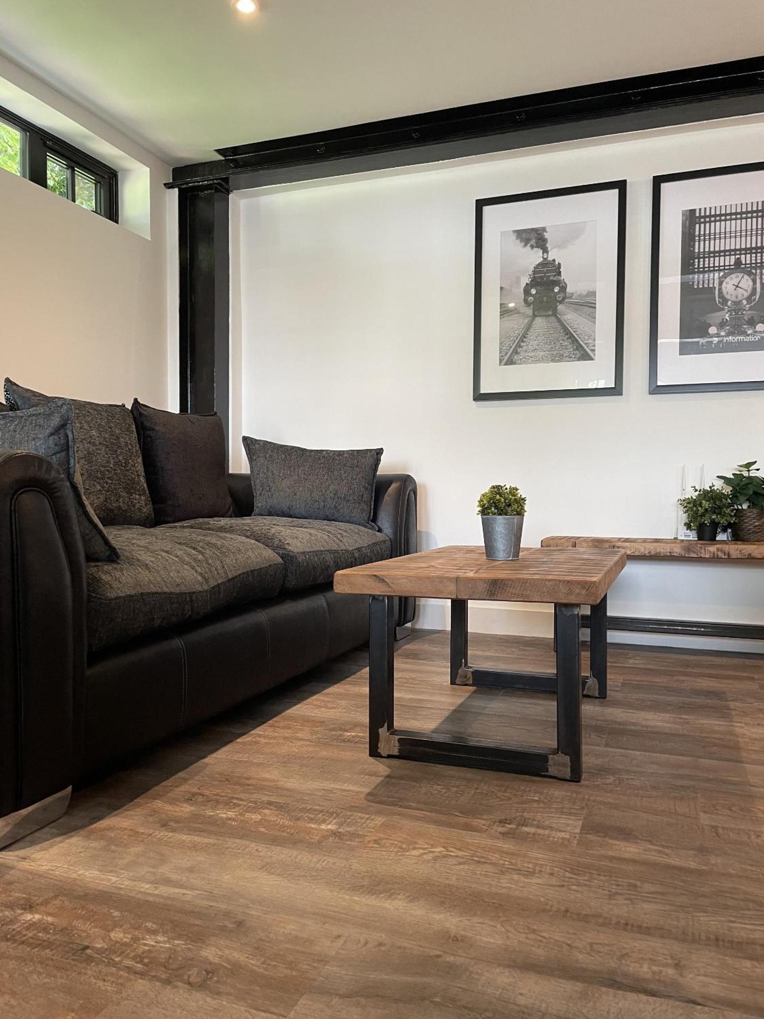 Booking Urban At Halstead Halstead  Esterno foto